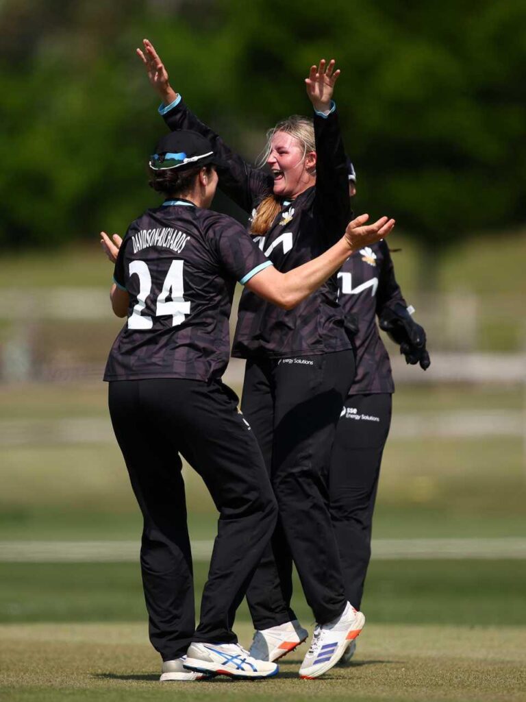 Thrilling Victories in Women’s One-Day Cup: Blaze, Essex, Somerset & Warwickshire Shine!