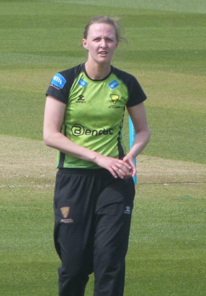 Lauren Filer Sets Sights on Breaking the 80mph Bowling Barrier