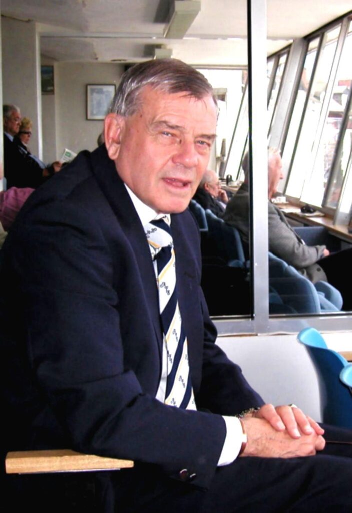 Cricket Legends Come Together for a Heartfelt Farewell to Dickie Bird
